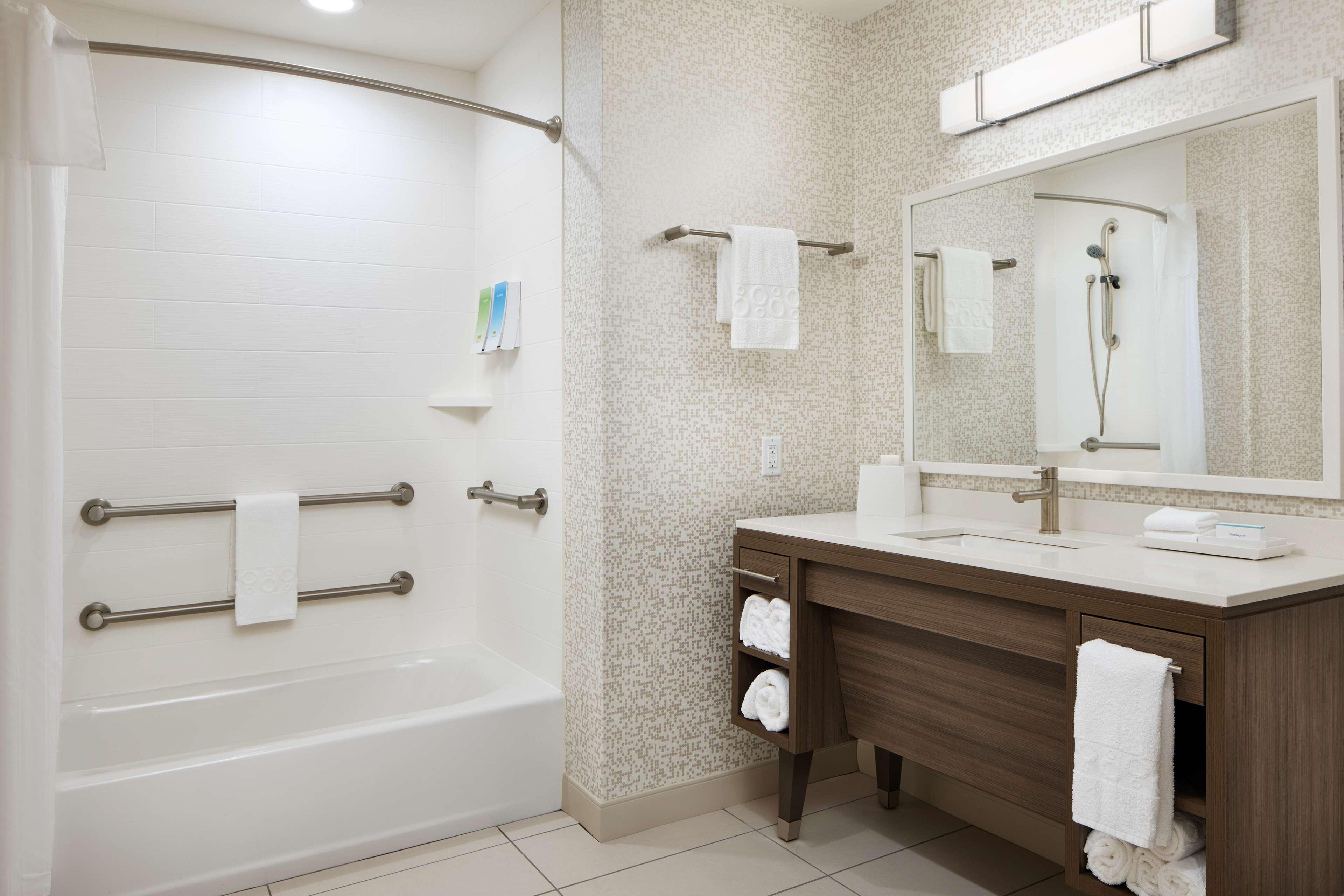 Home2 Suites By Hilton Stuart Εξωτερικό φωτογραφία